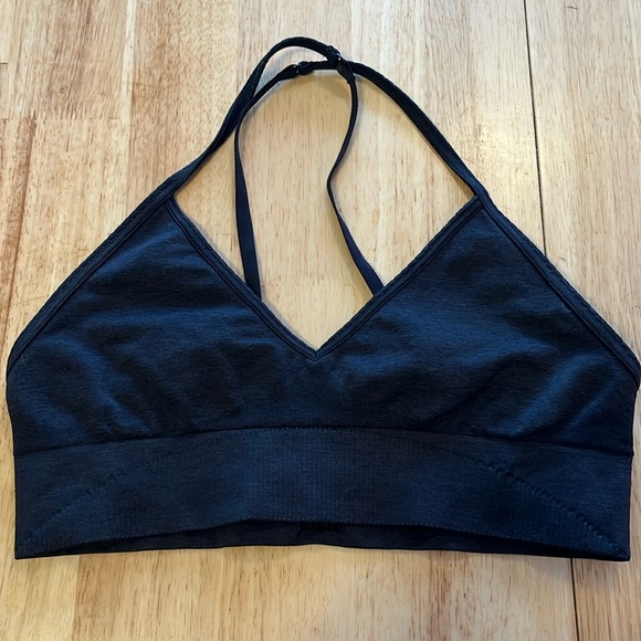 Lululemon bra - Picture 1 of 8